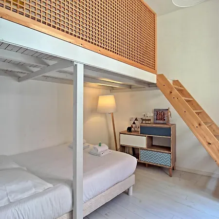 Le Sensas - Climatisation Et Centre Apartment Nîmes