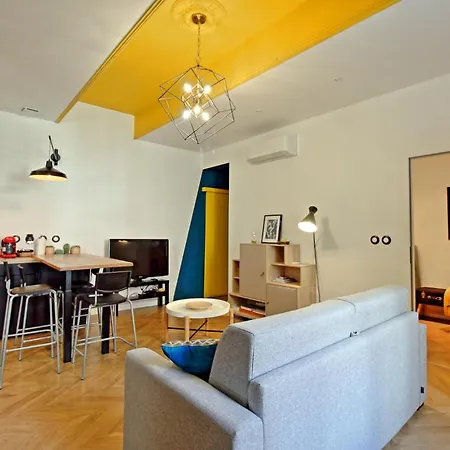 Le Sensas - Climatisation Et Centre Apartment