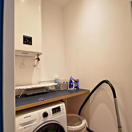 Le Sensas - Climatisation Et Centre Apartment *